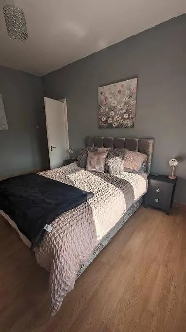Lovely 2 Bedroom Apartment In Heart Of Dundee