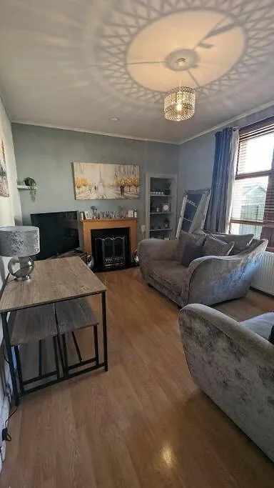 Lovely 2 Bedroom Apartment In Heart Of Dundee 0*,  United Kingdom
