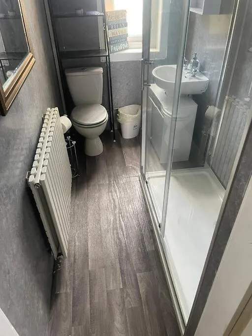 Lovely 2 Bedroom Apartment In Heart Of Dundee 0*,  United Kingdom